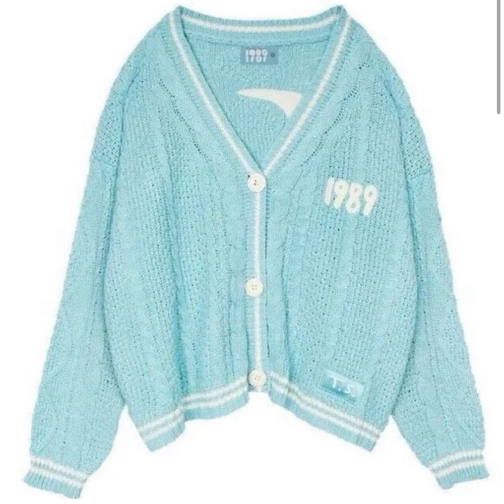 BRAND NEW 1989 Taylors Version Cardigan! Size Medium/Large